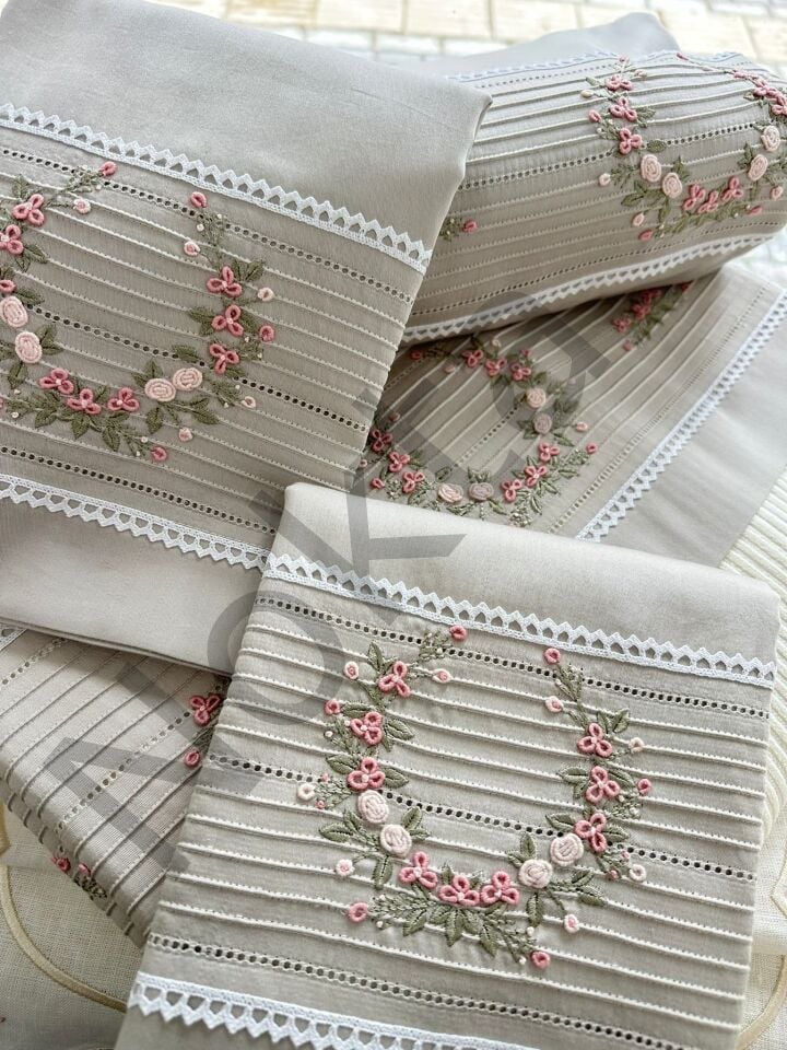 Mine Çelenk Desen Set