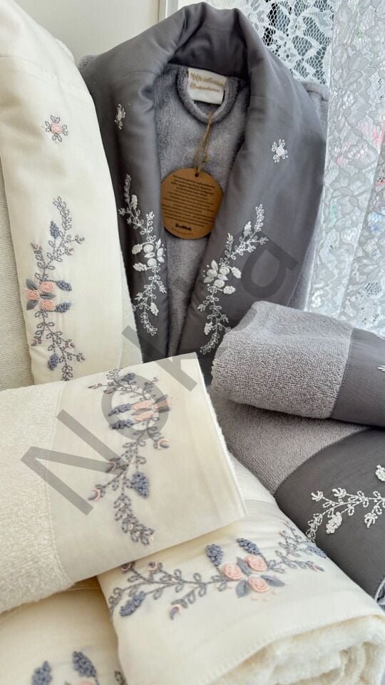 V Model İkili Bornoz Takımı