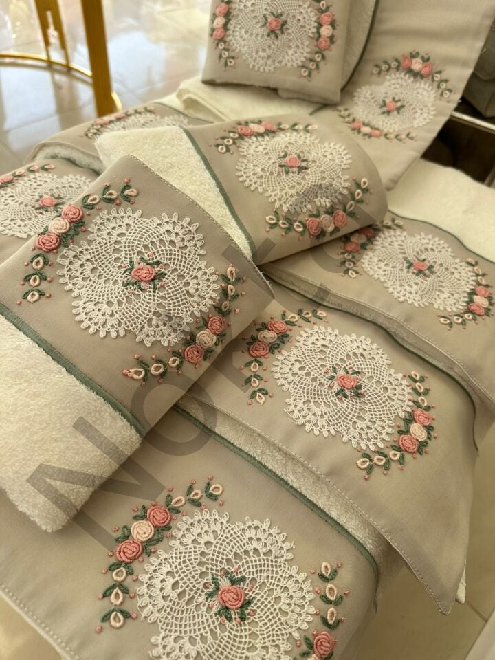 İğne Oyalı Model Havlu